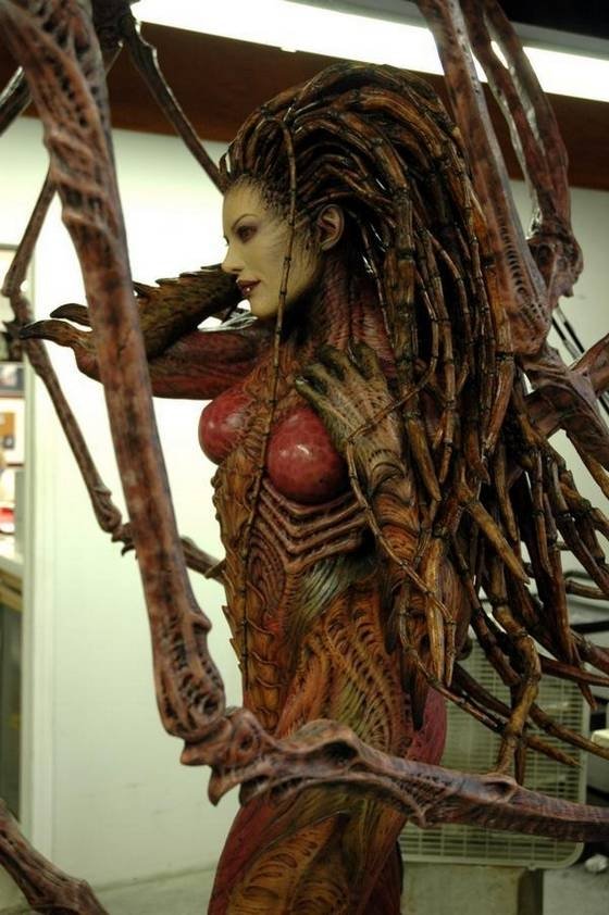 Making of Sarah Kerrigan sculpture