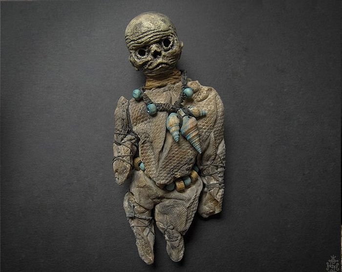 Creepy mummy dolls by Shain Erin