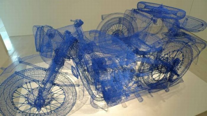 Chicken wire sculptures by Shi Jindian