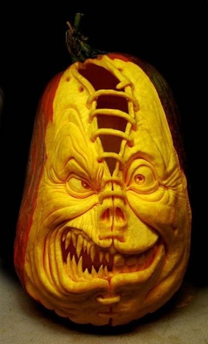 Pumpkin carving by Ray Villafane