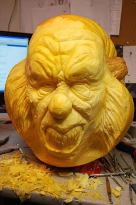 Pumpkin carving by Ray Villafane