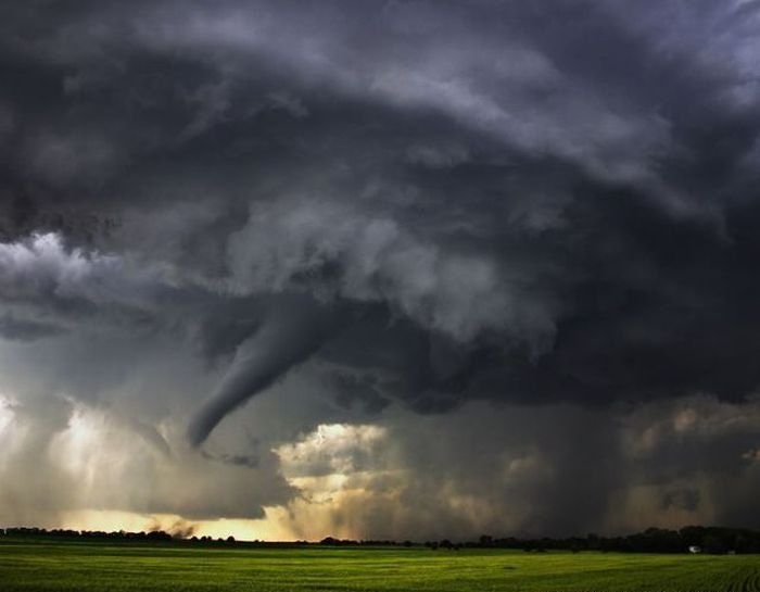 Weather phenomena by Mike Hollingshead