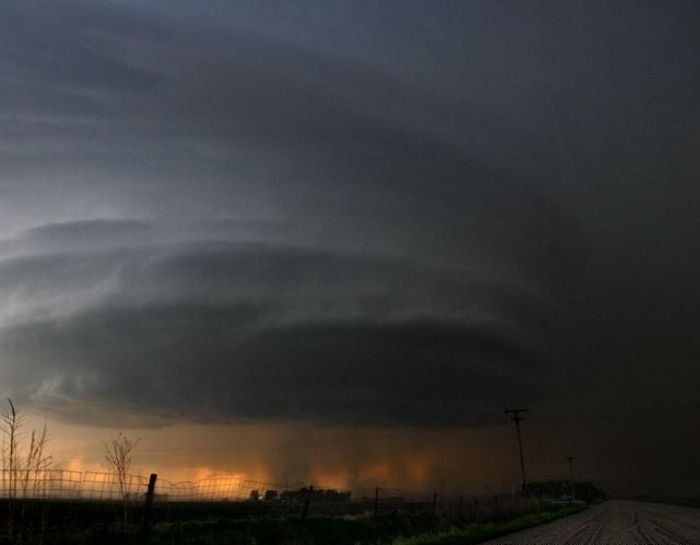 Weather phenomena by Mike Hollingshead