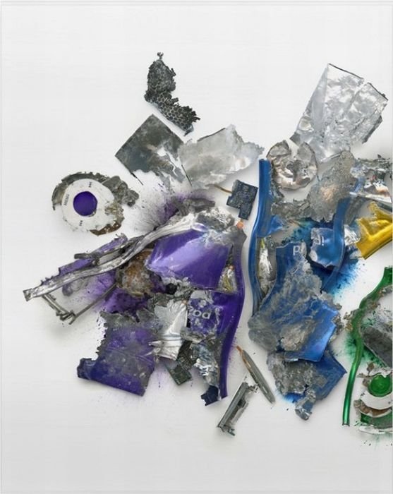 Destroyed apple gadgets by Michael Tompert