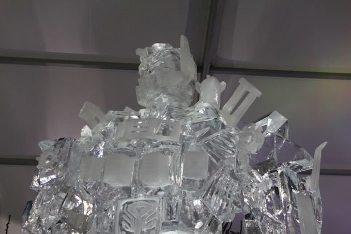 Optimus prime ice sculpture by Antti Pedrozo and Michel de Kok