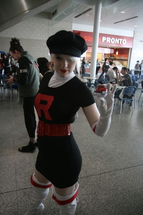 cosplay girl costume presentation