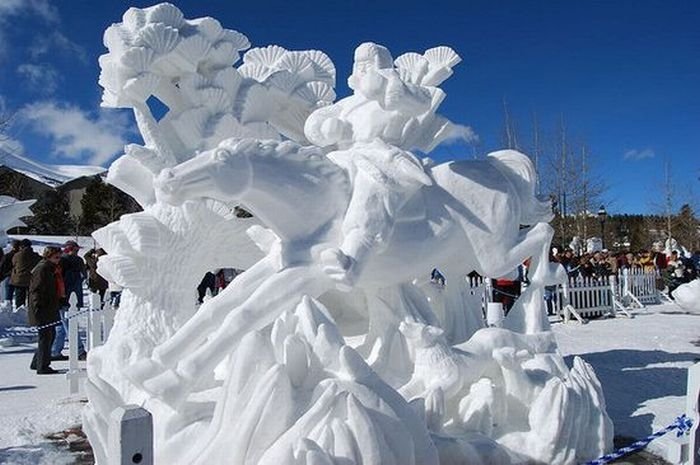 snow sculpture