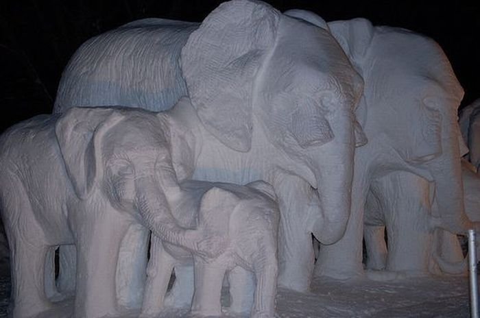 snow sculpture