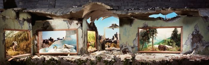 Mini-apocalyptic scenes by Lori Nix