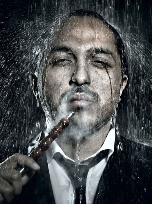 Raining portraits by Nicolas Dumont