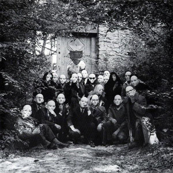famous people and popular celebrities on photographs