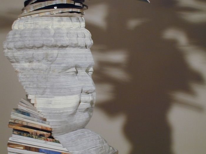 Book carvings by Long Bin-Chen