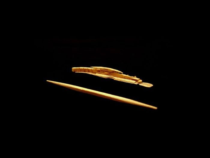 one toothpick tiny sculpture