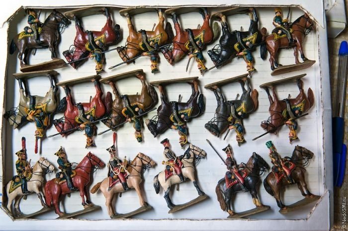 plastic toy army