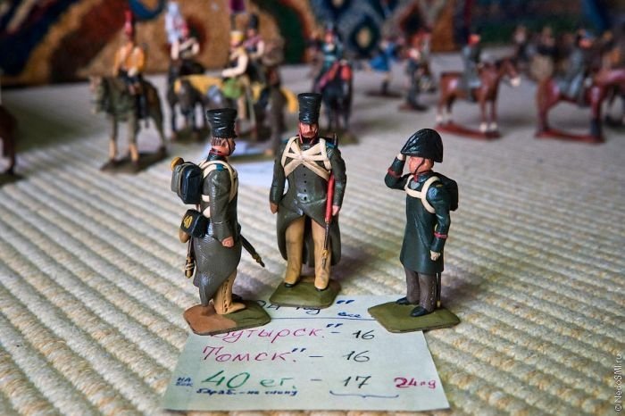plastic toy army