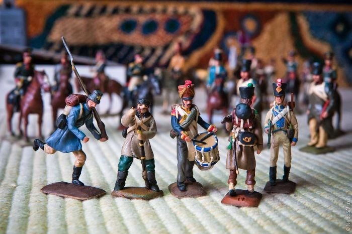 plastic toy army
