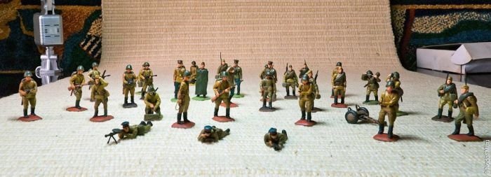 plastic toy army