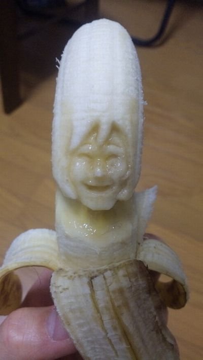 Banana art by Sue, Chinese artist
