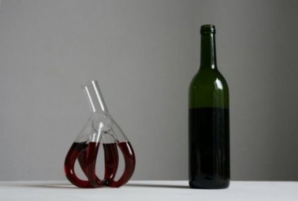 Unique wine bottle by Etienne Meneau