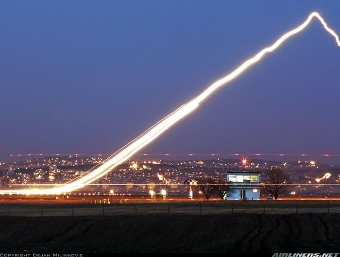 airplane long exposure photo