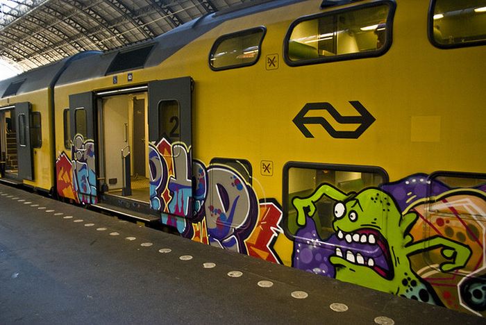 train graffiti