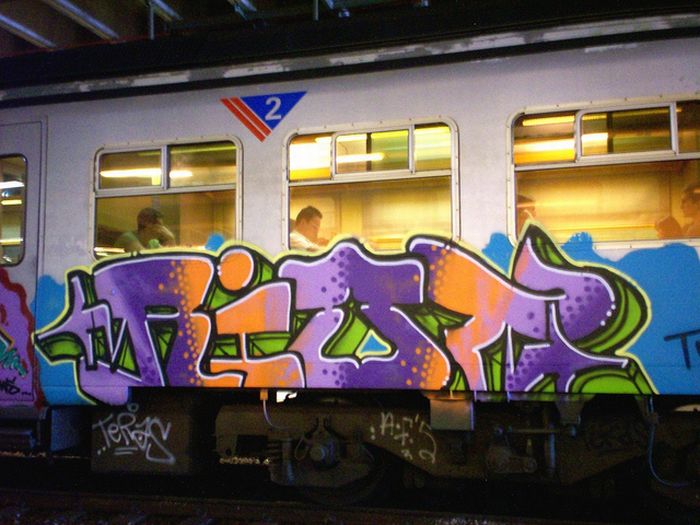 train graffiti