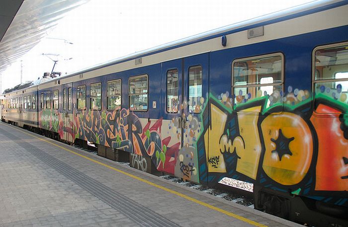 train graffiti