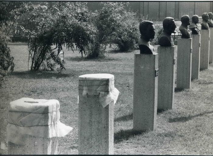 Documentary photos by Leonard Freed