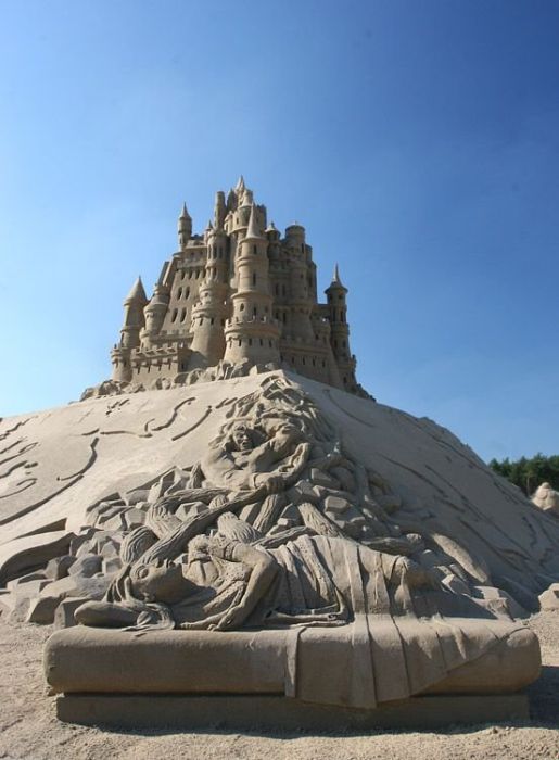 sand sculpture