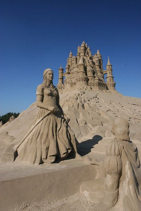 sand sculpture