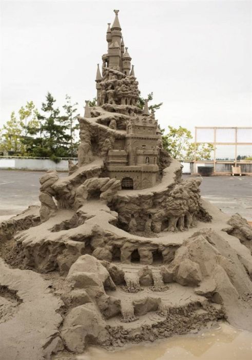 sand sculpture