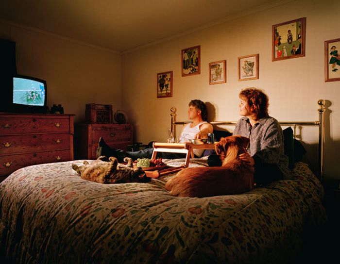 Suburbian life photography by Beth Yarnelle Edwards