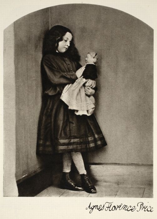 History: Children of the past, 19th century, photos by Charles Johnson