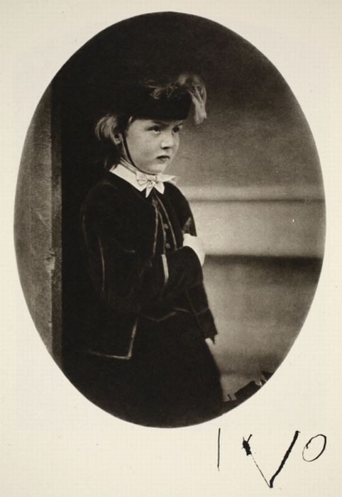 History: Children of the past, 19th century, photos by Charles Johnson