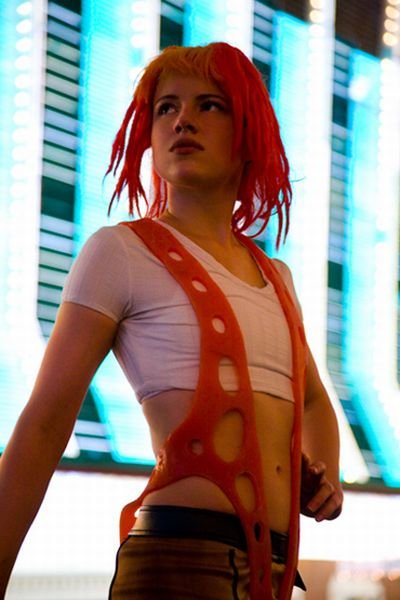 girl in leeloo the fifth element costume
