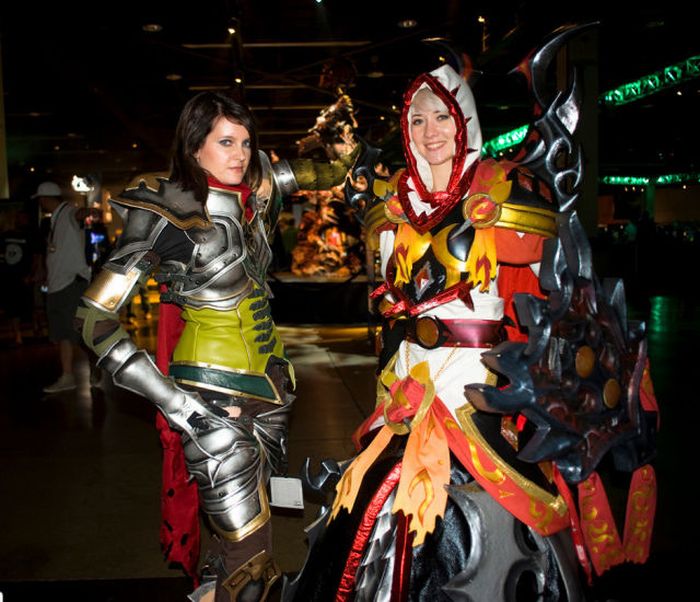 BlizzCon 2011 girl costume