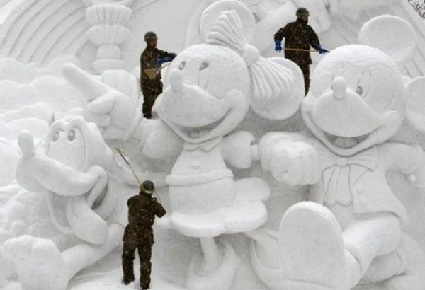 snow sculpture