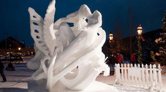 snow sculpture