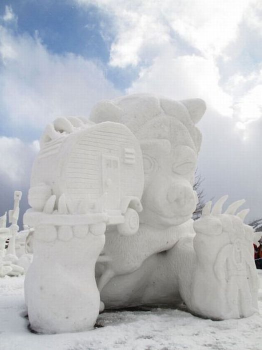 snow sculpture