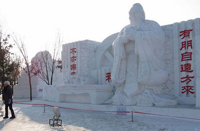 snow sculpture