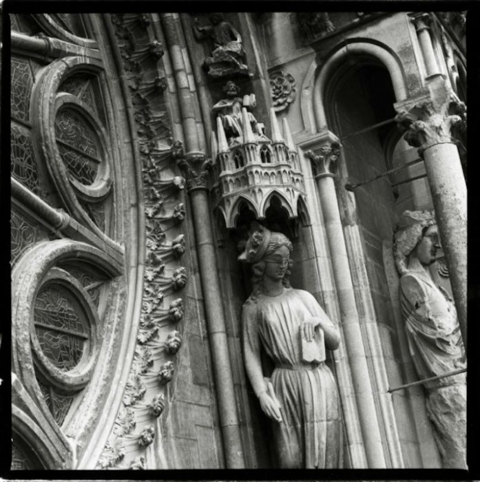 Notre-Dame de Reims by Gérard Rondeau.