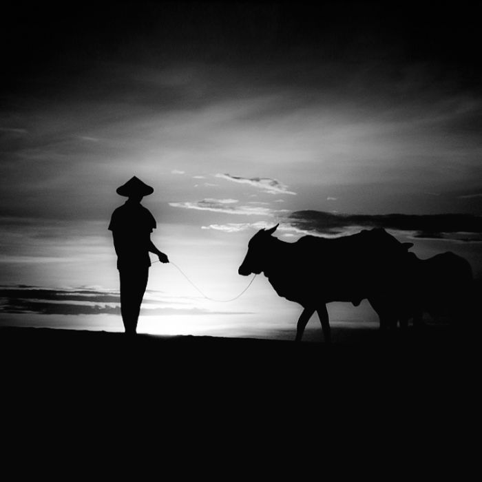 Black and white photography by Hengki Koentjoro