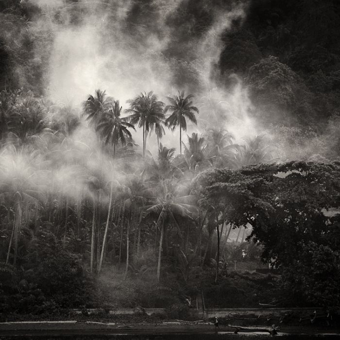 Black and white photography by Hengki Koentjoro