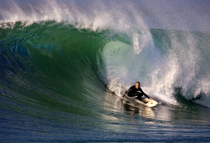 Wave and surfing photography by David Orias