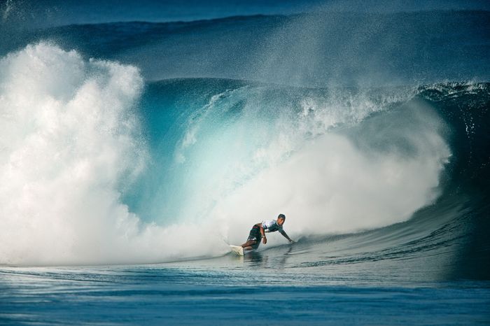 Wave and surfing photography by David Orias