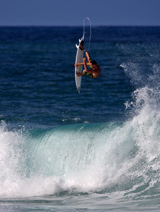 Wave and surfing photography by David Orias