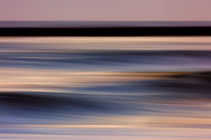 Wave and surfing photography by David Orias