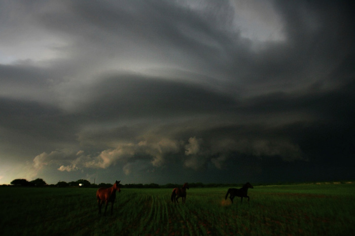 Storm photography by Nick Moir