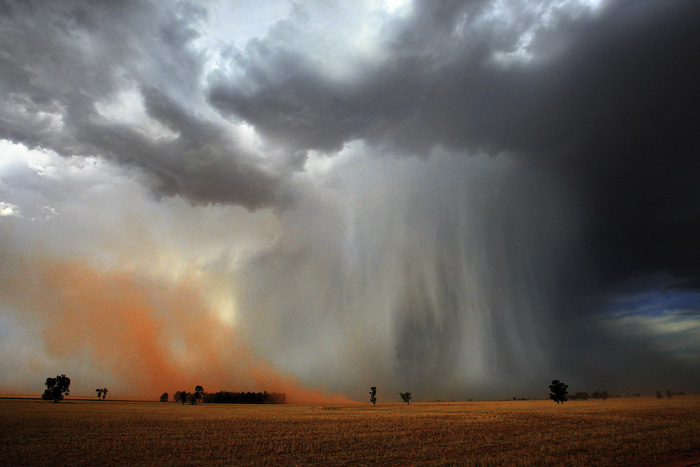 Storm photography by Nick Moir