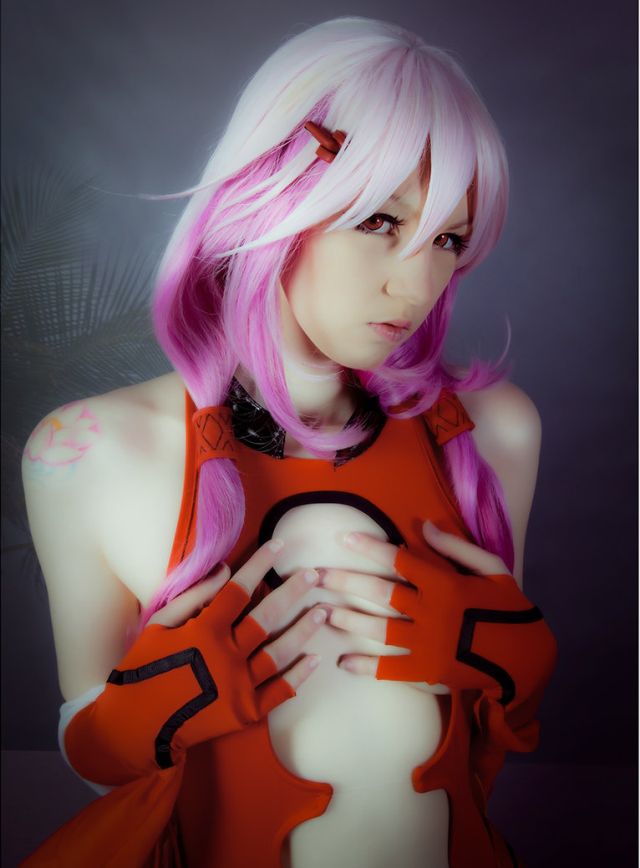 cosplay girl costume presentation